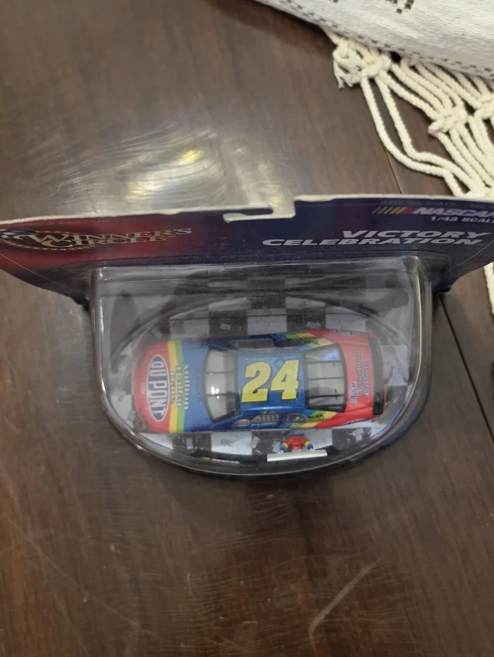 NASCAR Winner's Circle Jeff Gordon #24 1/43 Scale Diecast 1997 Million Dollar